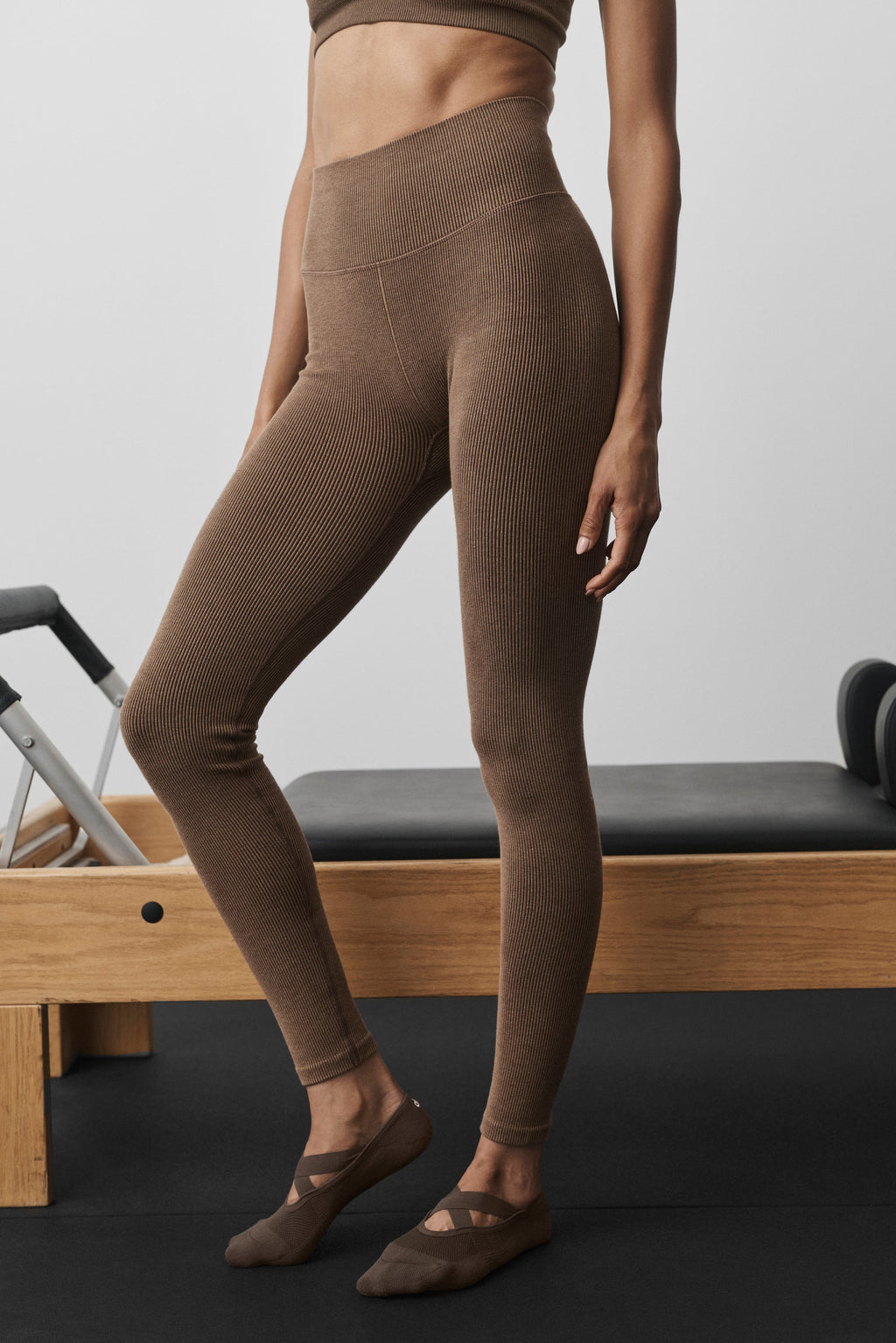 Seamless High-Waist Two Tone Rib Legging - Java Brown