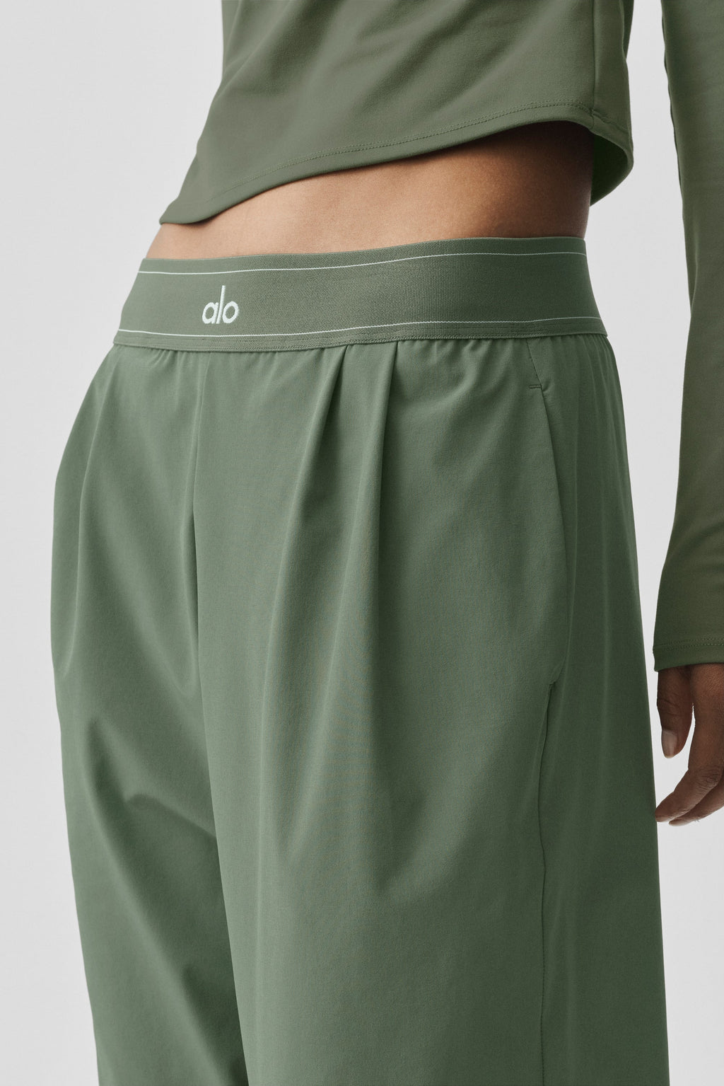 Suit Up Trouser (Short) - Bamboo Green