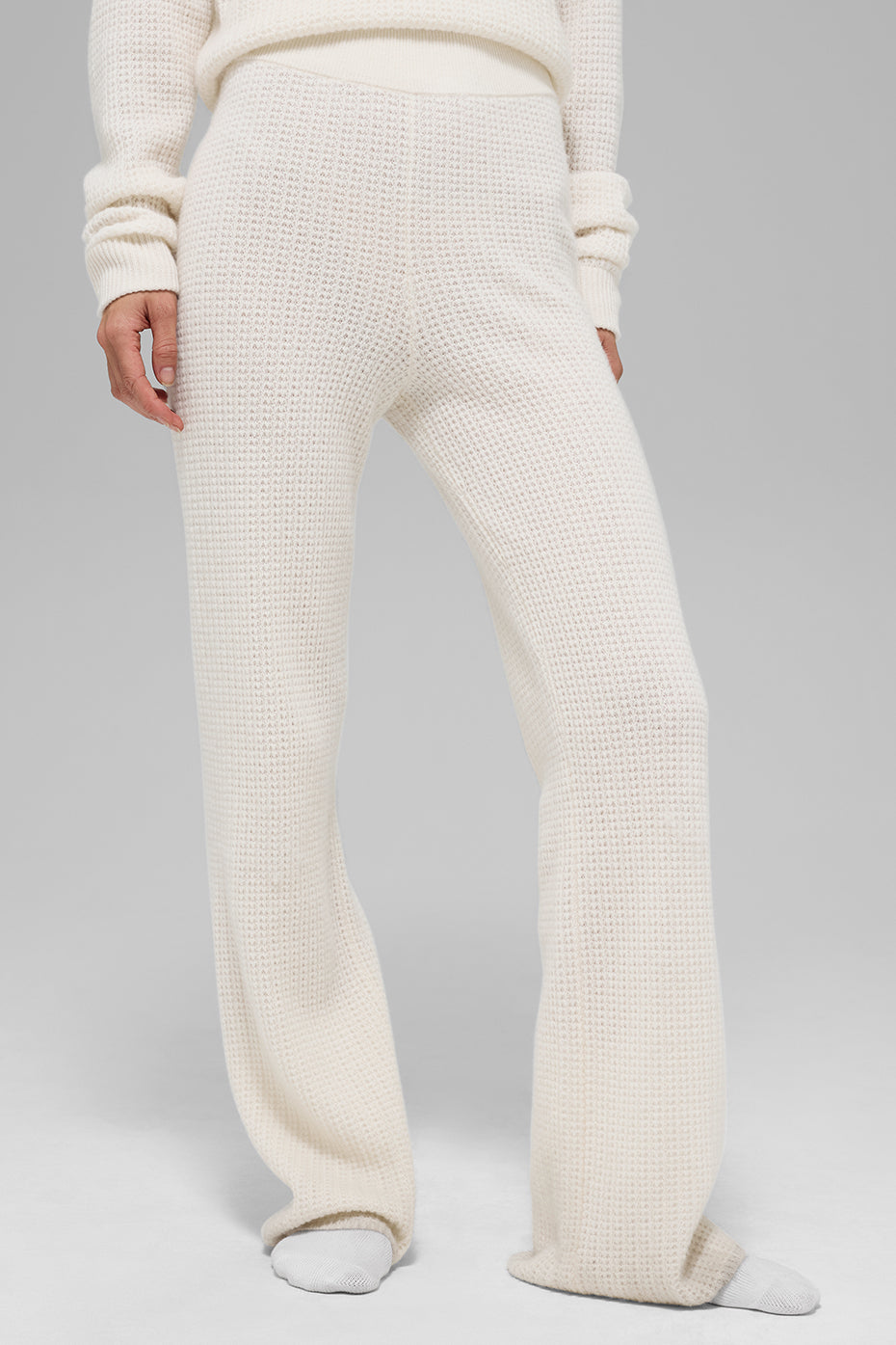 Cashmere High-Waist Plush Waffle Pant - Ivory