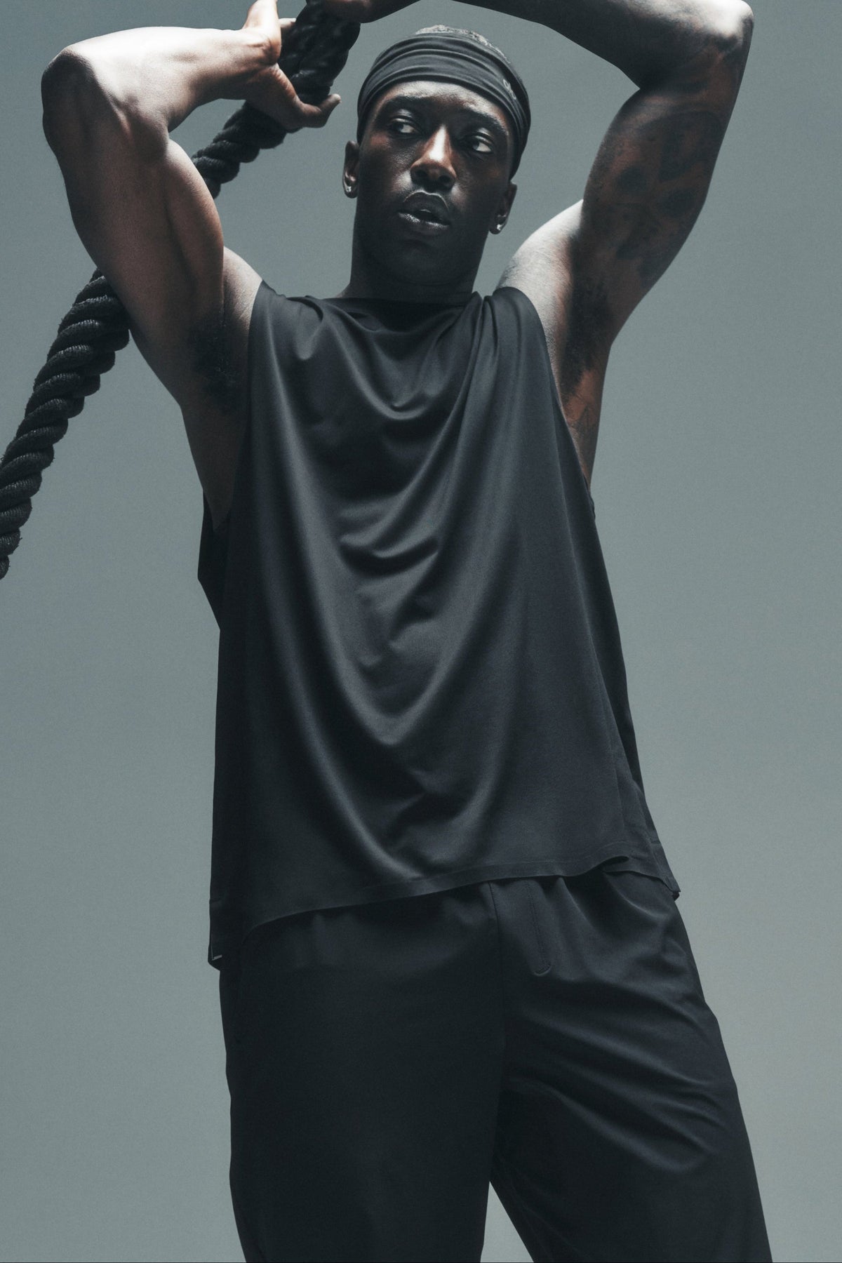 Idol Muscle Tank - Black
