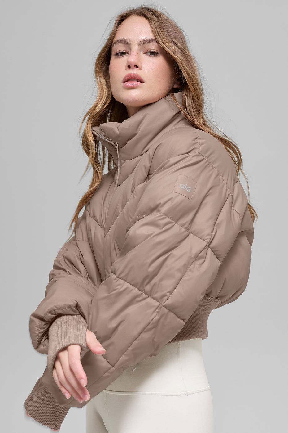 Cropped Atmosphere Puffer - Chai Latte