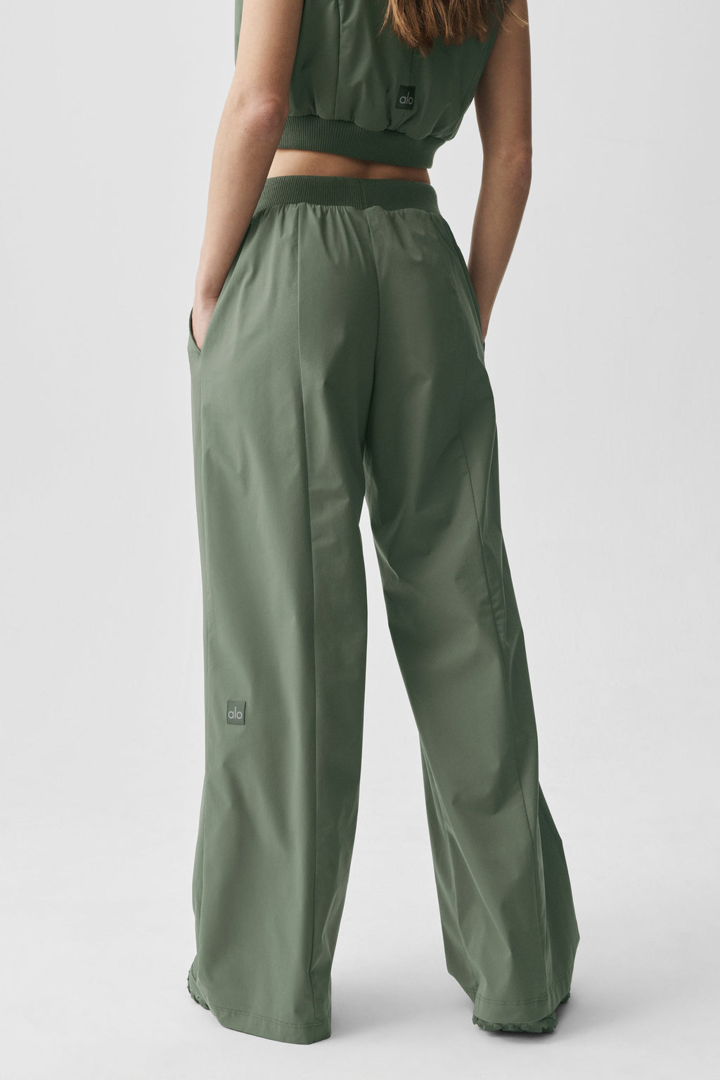High-Waist Momentum Straight Leg Pant - Bamboo Green