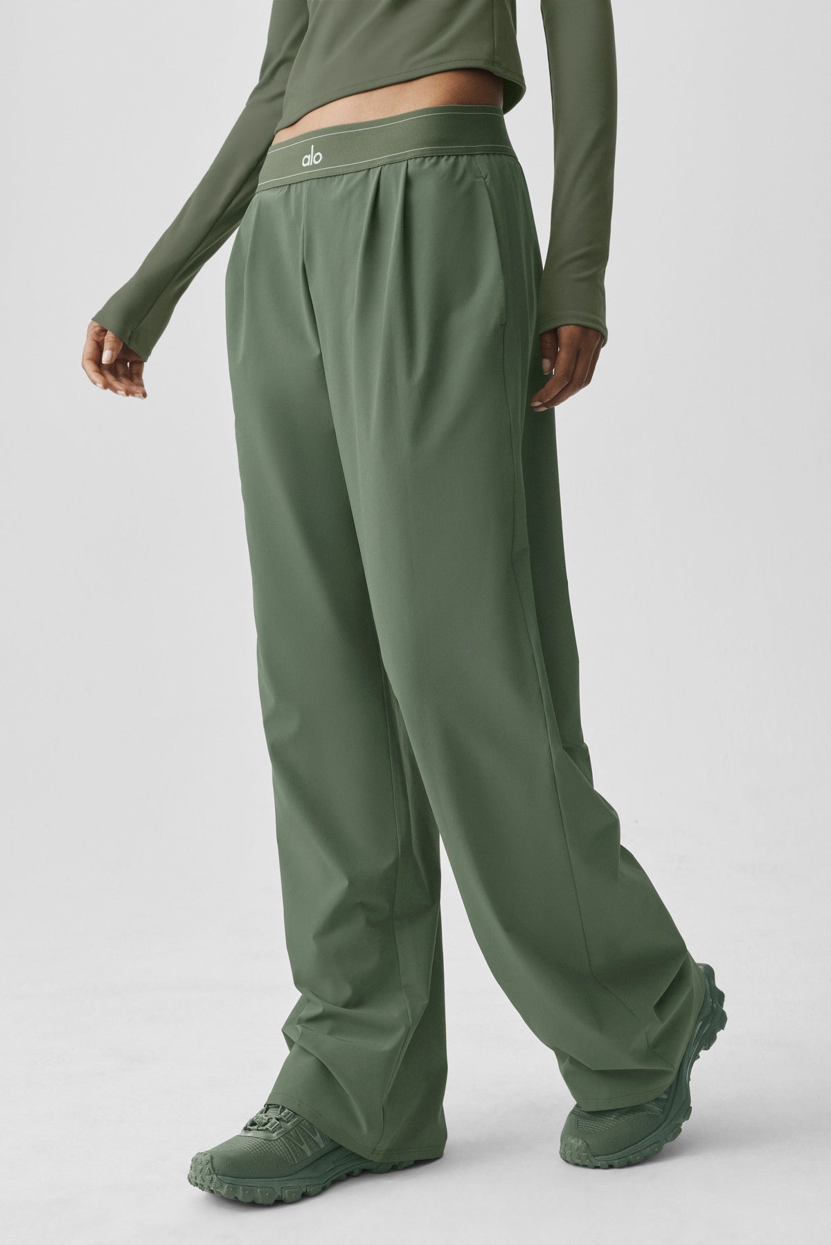 Suit Up Trouser (Regular) - Bamboo Green