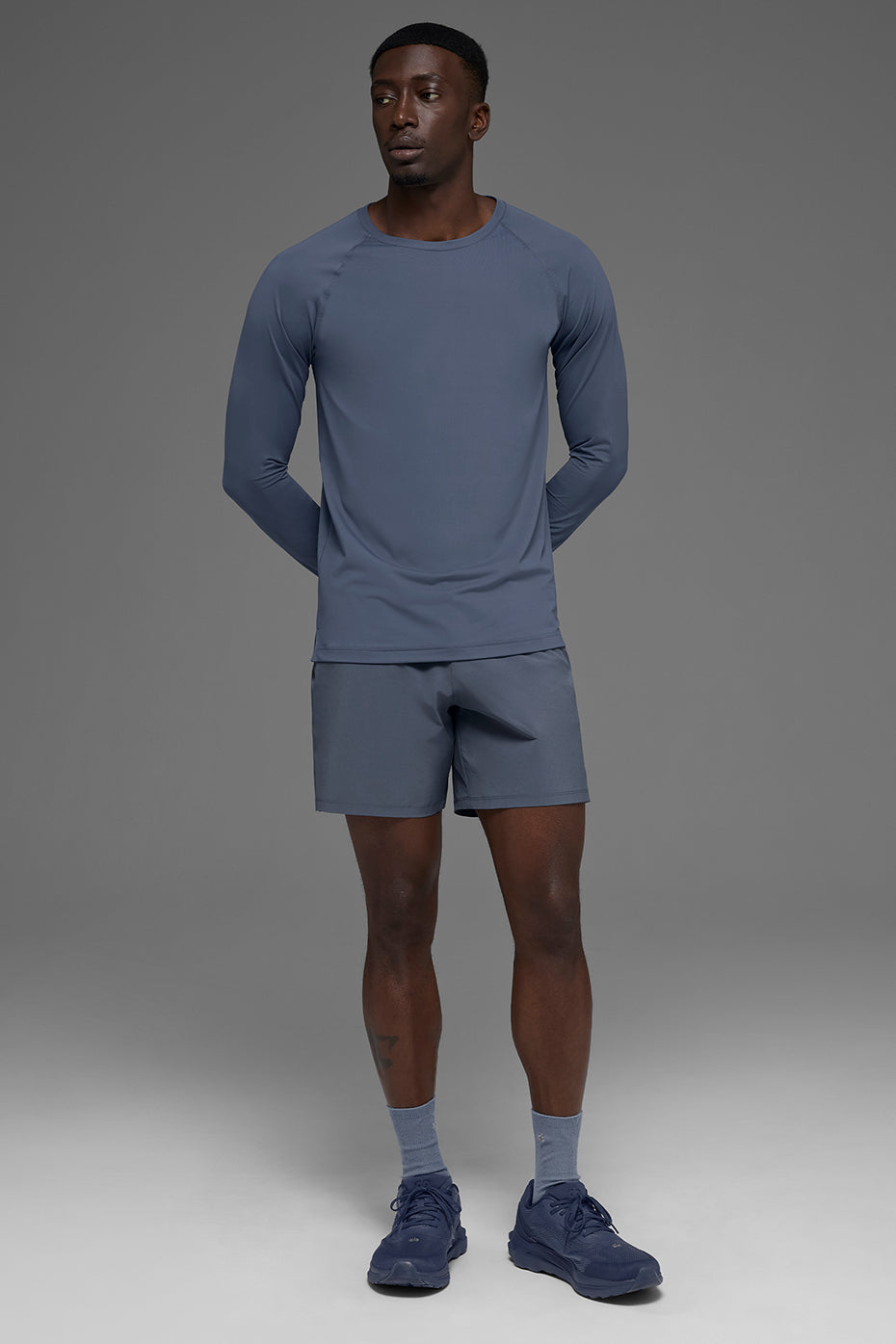 Idol Crewneck Long Sleeve - Bluestone